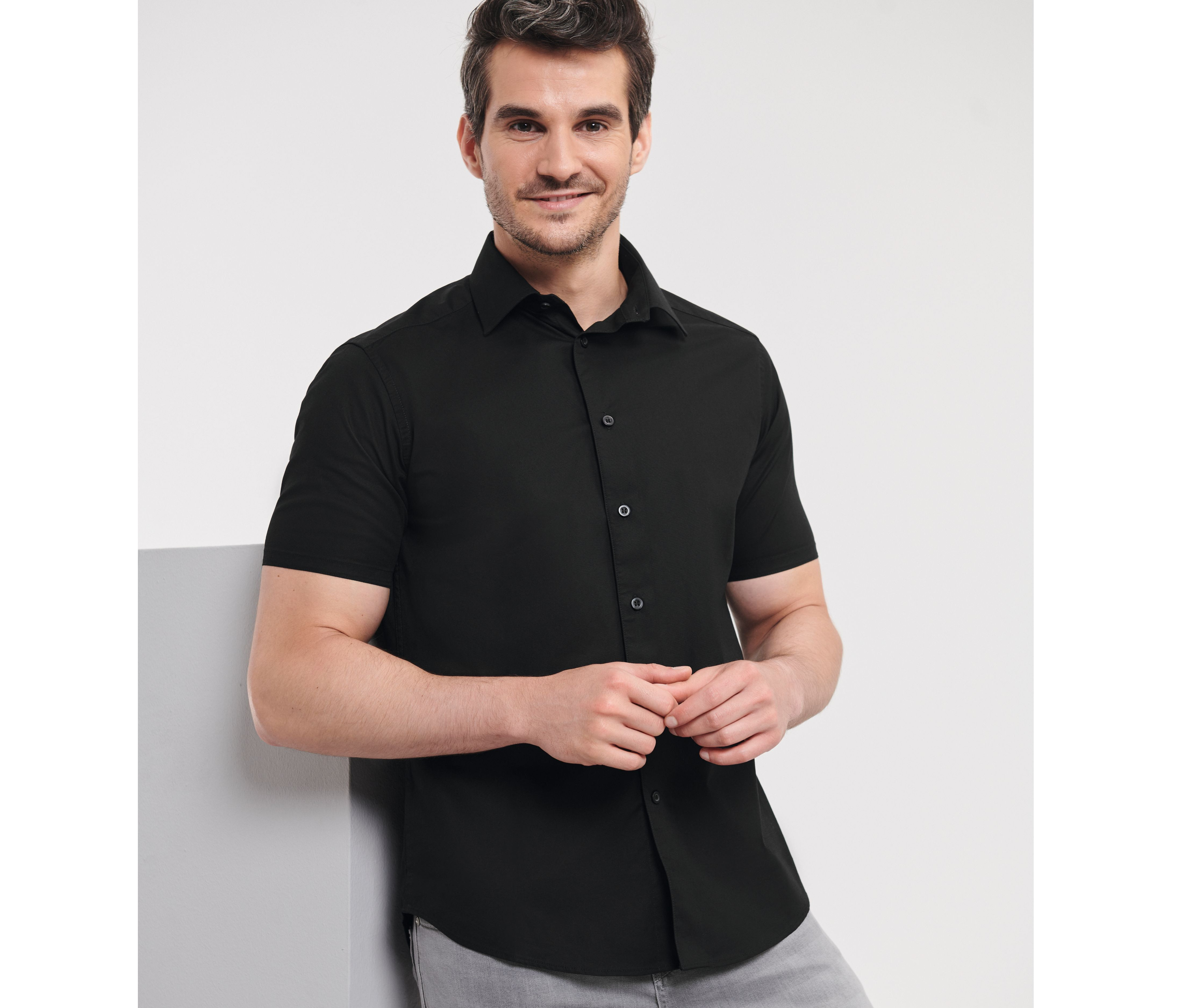 MEN'S SHORT SLEEVE FITTED STRETCH SHIRT